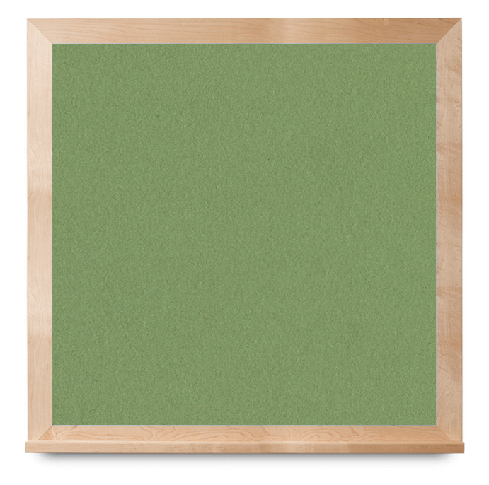 Wide-Cork-Maple-2×3-eg-grass